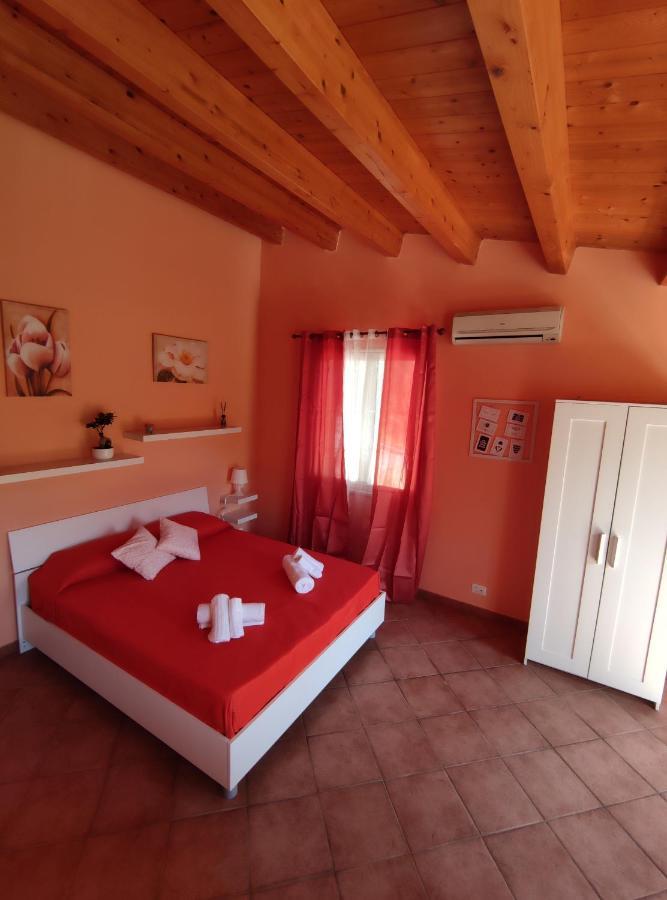 Villa Martino Apartments Cefalù Δωμάτιο φωτογραφία